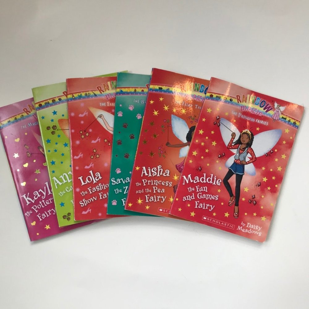 RAINBOW MAGIC Young Reader Books by Daisy Meadows